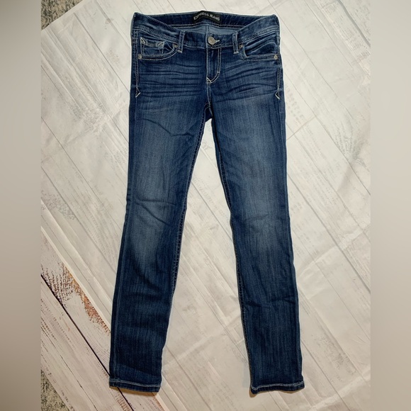 Express Stella skinny low rise jeans. Size 2R. - Picture 1 of 10